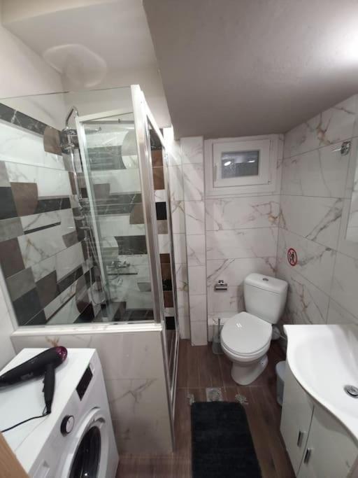 Kassandrou Deluxe Apartment テッサロニキ エクステリア 写真